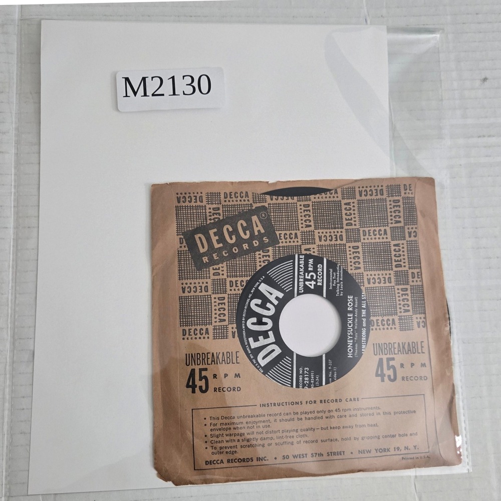 Vintage Louis Armstrong All Stars Honeysuckle Rose 45 RPM Record Decca 9-28173 - Picture 6 of 6